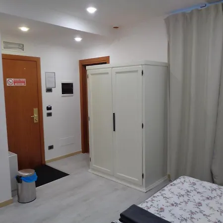 Montecatini Suites Appartement *