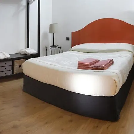 アパート Montecatini Suites *